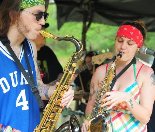 YippieJamie13's profile picture. Musician, Activist, Cats🎷✊😽.
Lebanon Valley College 2012.
Major: Music Business(Music Industry).
Saxes @ Lunch Trucks
Live Tweeting Various Entertainment
Hep!
