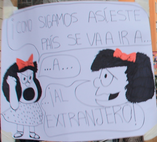 Estudiante de ciencias políticas, apasionada de la lectura e inmensamente desilusionada con la realidad. Tenemos que reinventar el mundo