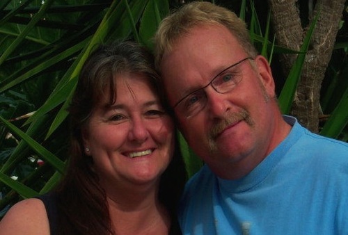 4EverLookingUp's profile picture. Forever Looking Up, a family owned business, was established in 2009. We sell quality products for home and family. Quality Customer Service is our niche.