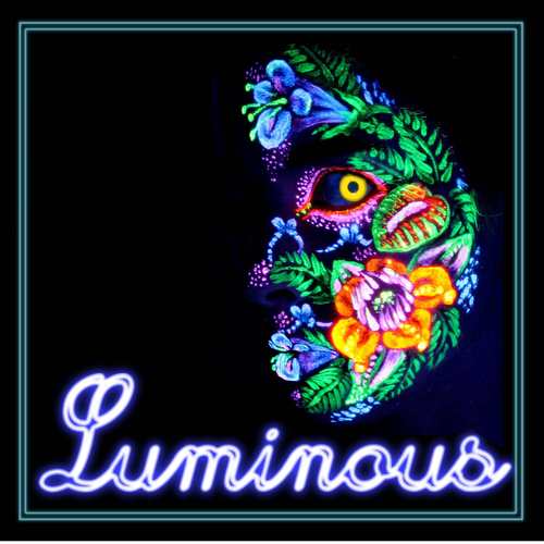 Multidisciplinary arts company with its finger in many pies. Things we like include bodypainting, circus, and blacklights. Find us at http://t.co/fJgURbxO