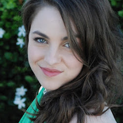 AlyssaZylen's profile picture. Doree Expert, 8 years experience in all type of clothing services in Australia.fashion Freak, love to meet with people.