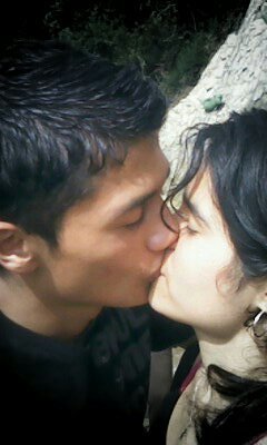 A una mujer solo se le calla con un beso ; )