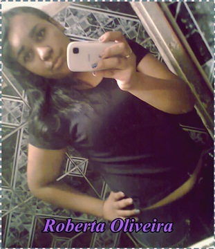 Sou chata, santista louca pelo meu time, amiga, sincera ate dmais.
Sou assim facil de amar
Dificil de esquecer!!!!