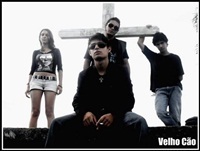 Rafael: baterista. Tafarel: Guitarrista solo e vocal. Pry: base e vocal. Jorge: baixo e vocal