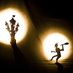 Espacio dedicado a la difusión de las expresiones artísticas y culturales. Una visión del mundo a través de las actividades más profundas del ser humano.