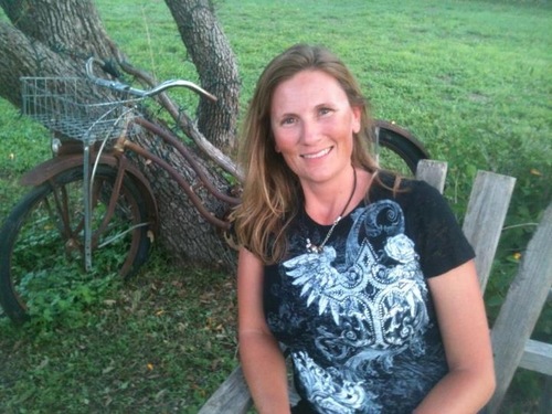 I am a mom of two amazing kids and I teach science at Reynolds Middle School. I like to work out, read books, and enjoy hanging out with my friends.