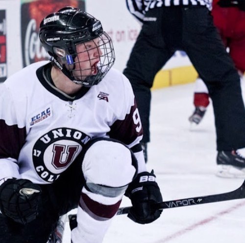 WeCellyHard's profile picture. Twitter made for all the beauts out there who love the game.   
CellyHardTwitter@aol.com