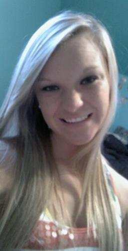HaleyMichelle• Junior at Crossville high, Im a Varsity cheerleader, and I have by far the BEST boyfriend ever! I love him(: