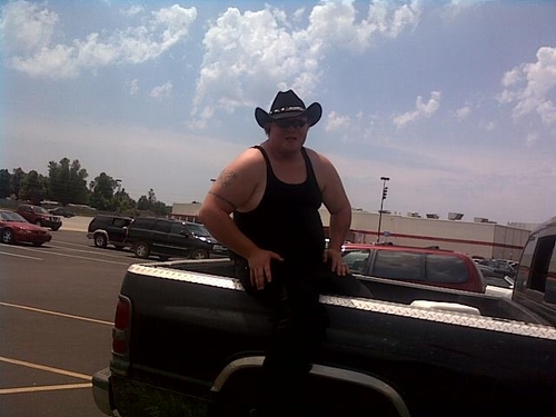 i am just a good ol boy who has a past ive made mistakes now i just want me and my family left alone