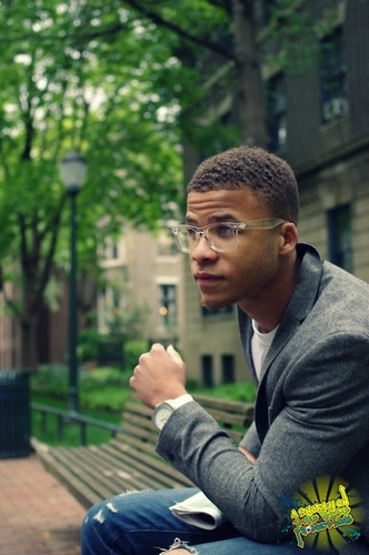 NerdTie__'s profile picture. 我愛我的領帶 [http://t.co/39MZiB3pxJ.Tie] 
- Technical Difficulties... #fUC The System.