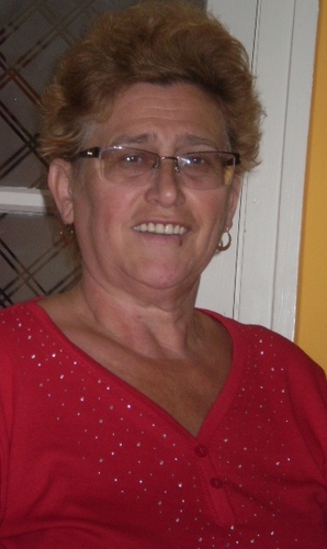 Lysbetthy's profile picture. Otthon végezhető internetes munkákkal foglalkozom, idős szülőket ápolok, nagymama.