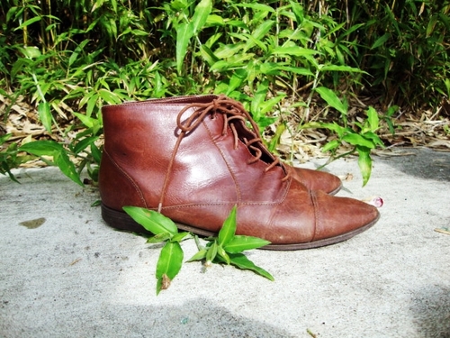 ChicasVintage's profile picture. ... vintage shoes collector 3