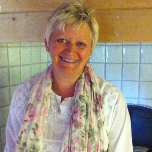 Samuelssonbodil's profile picture. Bor i Gislaveds kommun jobbar i Falkenbergs kommun. Rektor i Ullaredsområdet. Utveckling av skolan är ett måste. Gillar kommunikation, cykling och körsång mm :)