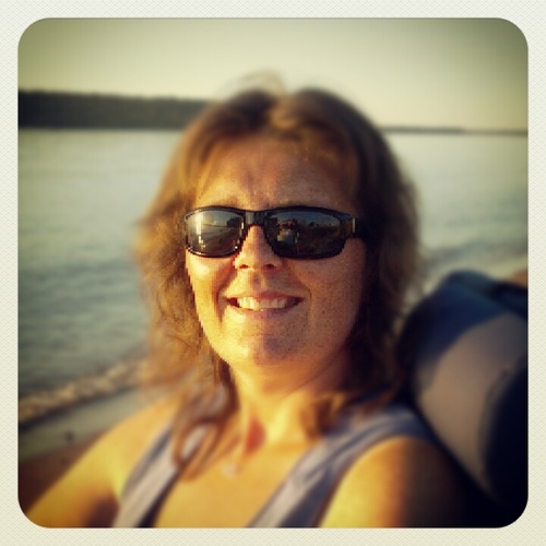 Tinamak14's profile picture. 