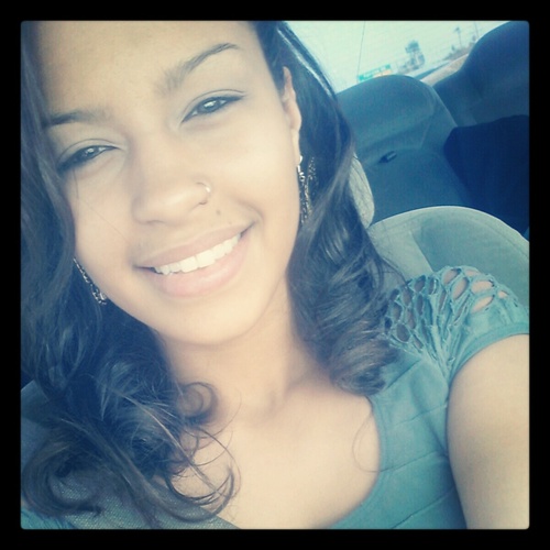 call me bea. a lady w|a Hussle. I only fck w|pple who got shxt to loose. play your position or loose your seat.