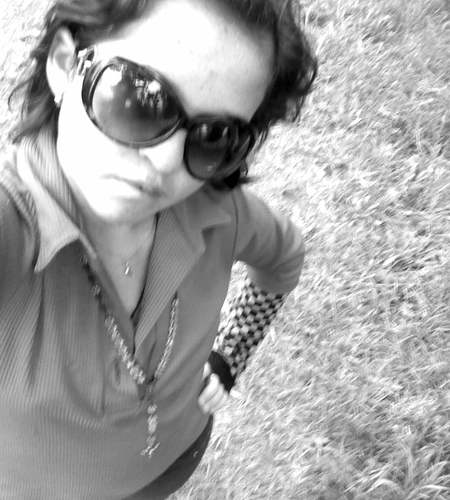SOY UNA PERSONA ALEGRE AMO A MIS FAMILIA Y AMIGOS SOY SINCERA Y CONFIABLE AMO EL ROCK Y TODO LO K HAGO Y NO ME GUSTA LA HIPOCRECIA Y LAS MENTIRAS ASI SOY YO ,,,