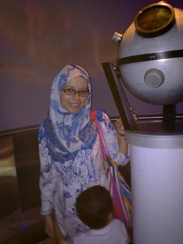 NURILLIANI1's profile picture. kelantanies..work at usj,stay in kl...not so excited to update twitter or fb..peace..:)