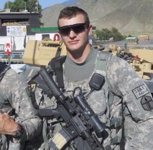 ericklars's profile picture. Army veteran, Firefighter/Paramedic