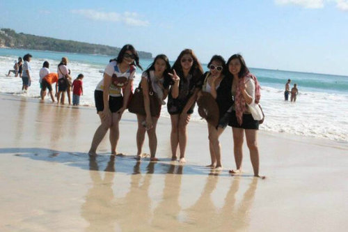 meiluphchoco's profile picture. Fun outside, crazy enough inside XD