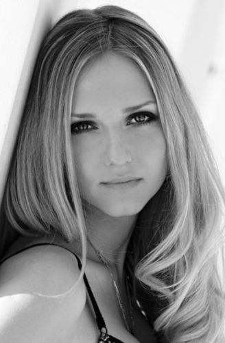 nu18wroqir's profile picture. Увлекаюсь интернет бизнесом! Занимаюсь спортом! Люблю общаться #followback #autofollow #rufollowback #TeamAutoFollow