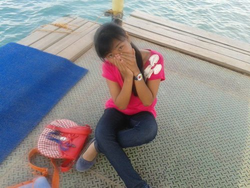 follow @Putri_kiery15 just mention for follback :)