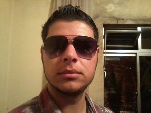 sou atraente e envolvente ,sou cara de pau