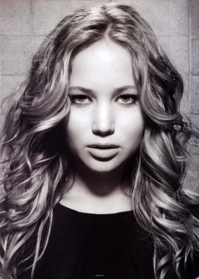 SupportTHG's profile picture. I met Josh in Bridge to Terabithia and had an abc of love. After we boarded for a Travel Zathura. Now we face in THG! He is my particular doctor! Follow us =)