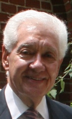 Longtime coach: leadership & presentations, knowing/fulfilling personal priorities, getting more done better. Former CEO. Medium/small business specialist.