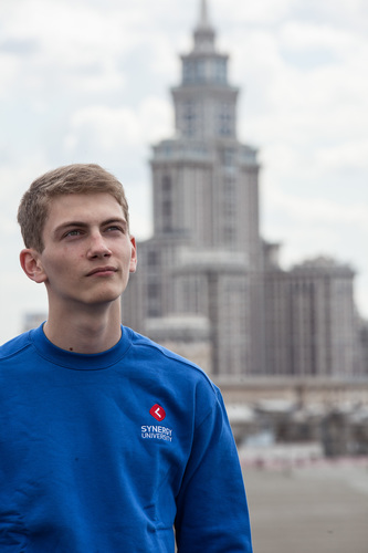 #Владивостоклучшийгородземли #НТБ-шник , борец за правильный Русский язык: #ЗаЁ, идейный гуру #SamsungVsApple.