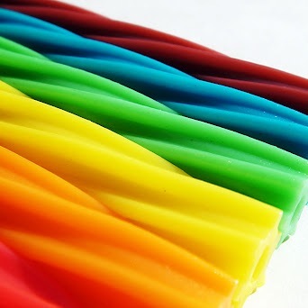 a_foodfollower's profile picture. I follow nothing but food and drink brands, supermarkets, restaurants, fast foods, and anything pretty much related to food. c: