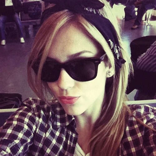 ∞ 160 caracteres não vai descrever o amor que sinto por você @sophiaabrahao∞ since: 07/08/12