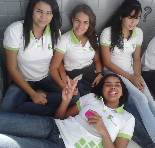Amamoos a kaahRocha ç2 
Donas : @ManuhAndrade_ and @putsruthynnha