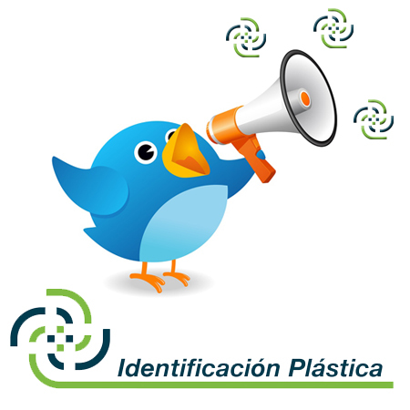 proveemos a nuestros clientes de insumos e impresoras para la impresión de tarjetas PVC con la más alta tecnología en la industria