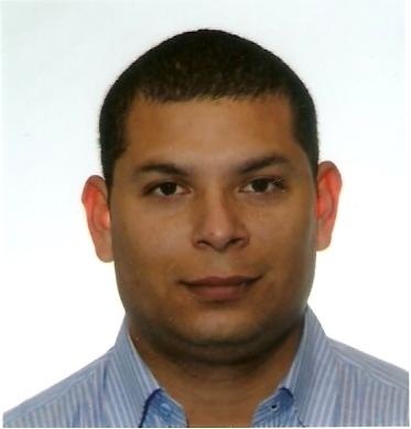 Magister en Asesoramiento y Consultoria Política UPSA. Magister en Democracia y Buen Gobierno USAL. Magister en Acción Política UFV. España.