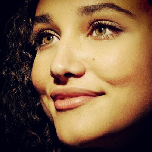 PolliDiCapprio's profile picture. É nos gestos mais simples que encontramos a mais pura sinceridade.