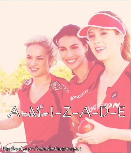Seu Olhar , seu sorriso , sua delicadeza , vosh toda me faz cada vez mais me apaixonar poor vcs #Rebeldees   s2  18/07/2012