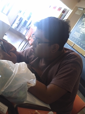 NDRALAH's profile picture. Still calm down n smile.. :)