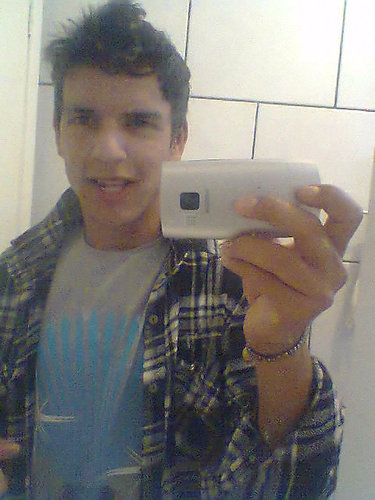 Mor, quantas brigas, quanto ciume, quantos momentos de raiva. Mas a cada dia meu amor por você aumenta mais e mais, nunca se esqueça que, EU TE AMO MINHA VIDA.