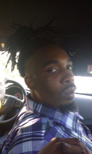 FreebandsRasta's profile picture. NUMBER ONE TOPP SHOTTA WITH THEM FREEBANDS AND A BAD ASS RIDER @prettyhoneylea_ ON MY TEAM.FUCK WITH ME AND GET SOME REAL TWEETS.#TEAM LEA&TRAV EST.1/07/12.