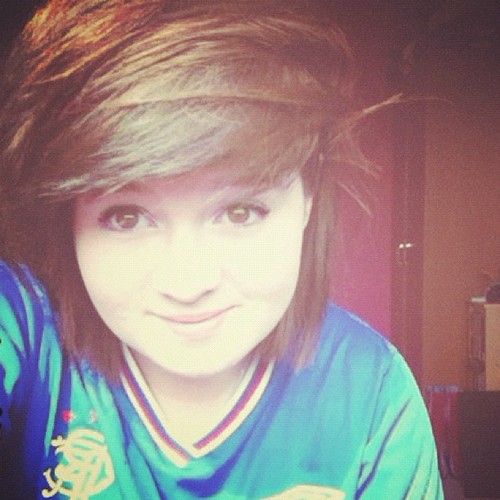 kelzbelzjelz_'s profile picture. BBM me?- 29EF16BA.              Follow me?- http://t.co/T2r7ZIv8r6.                          Instagram?- @kelzbelzjelz3