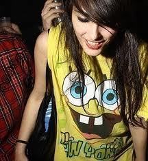 Sou,fofa,virgem,feia,inteligente,amigavel.Gosto de:internet ,ruffles,tv,filme de terror , amigos