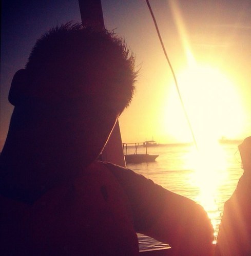 DahnDahMahn's profile picture. I dream of a world where chickens can cross the road without their motives being questioned.