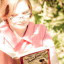 A girl named Alana finding and sharing the best Vintage books and loving it.
