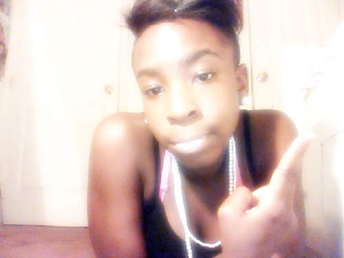 Follow Me Please  ❤ #FollowBack ! 

#FUCKHATERS , #TeamNiya ( : LOL , * #Whatevaa