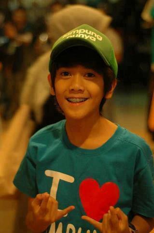 Parodi iqbaale :) follow ya, gk follow gk kece
