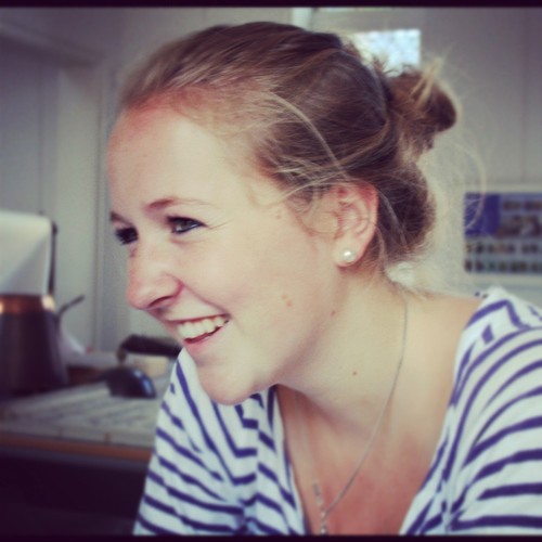 Student at Tilburg Univerisity, Hobby's: Sailing, tennis, hockey