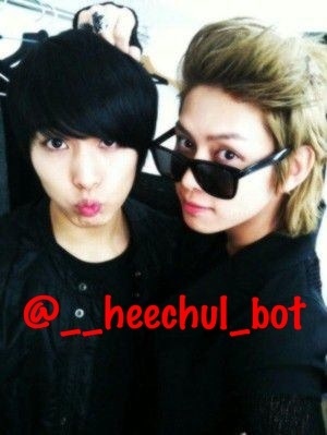 @__heechul_bot(レラ様 ♕ )の追放専用垢。本垢もフォローよろしく。