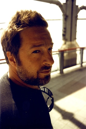 Cleveland born author, critic, creative consultant; an old football player and young gallerist based in Brussels.