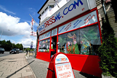 Fancydressmecom's profile picture. Childrens and Adults Fancy dress costumes for sale & hire. Wigs, make up, tights and accessories. Also balloons and party supplies Telephone: 0208 462 3664