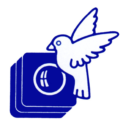 De enige fotospeciaalzaak in Sneek, 1 minuut service voor pasfoto's, klaar terwijl je wacht afdrukken tot 20x30 cm , 1 dag service voor afdrukken t/m 60x90 etc.